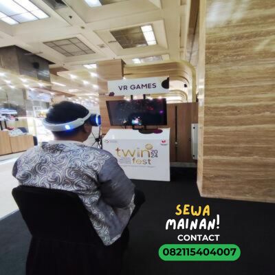 Sewa permainan ular tangga raksasa